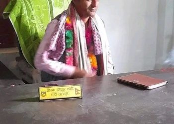 जनता संग वडा अध्यक्ष लगायतका लोक प्रिय निर्णय गर्दै अध्यक्ष शाही द्वारा पदभार ग्रहण