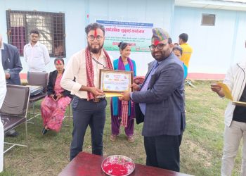 डडेल्धुराको अजयमेरुद्वारा उत्कृष्ट काम गर्नेलाई सम्मान