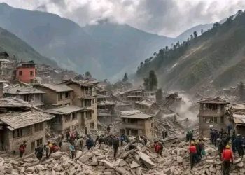 क्रान्तिकारी कम्युनिष्ट पार्टी सुदुरपश्चिमले भुकम्प पिडितलाई चामल र कपडा सहयोग गर्ने