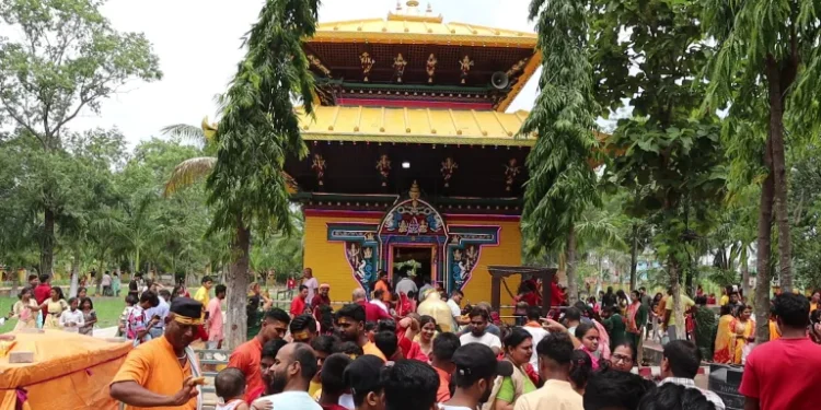 आज साउनको पहिलो सोमवर, देशभरका शिवालयमा भक्तजनको भीड