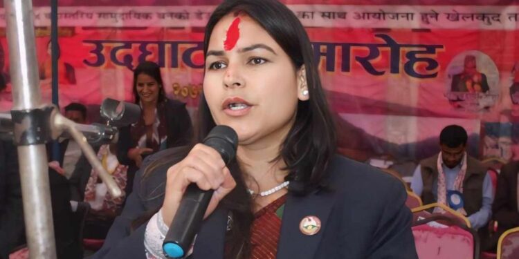 माओवादी सुदूरपश्चिमको प्रमुख सचेतकमा गितादेवि माल चयन
