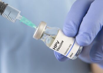 डडेल्धुराका करिब ७ हजार किशोरीलाई एचपिभी खोप लगाइँदै