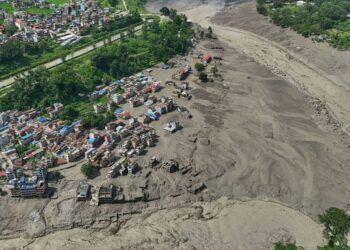 रसुवा बाढीः डडेल्धुराका १७ जना अझै बेपत्ता, ६ जना आए सम्पर्कमा